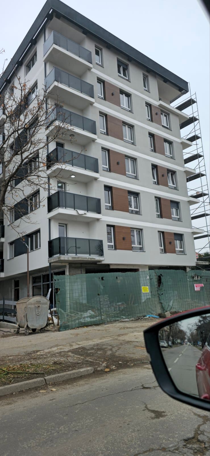 VIŠEPORODIČNI STAMBENI OBJEKAT B5 (KOD HRAMA)